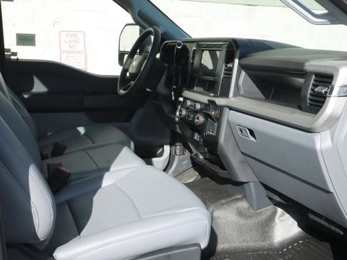 Used 2024 Ford F350 XL w/ XL Chrome Package image 23