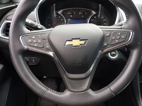 Used 2021 Chevrolet Equinox LT AWD/4WD image 23