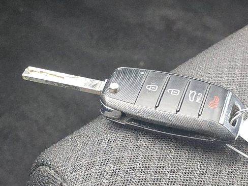 Used 2018 Kia Optima LX FWD image 32