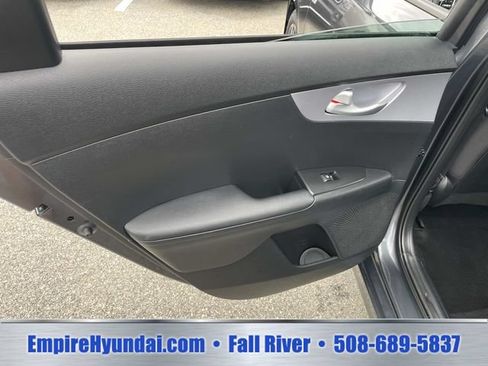 Used 2024 Kia Forte LXS FWD image 14