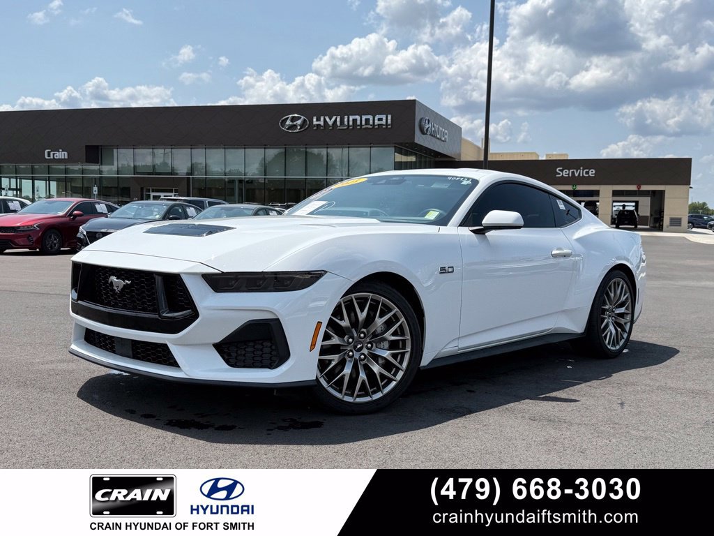 Used 2025 Ford Mustang GT Premium RWD image 1