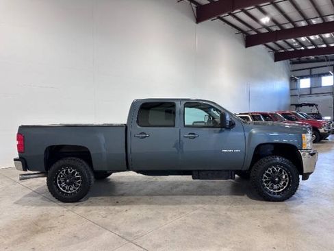 Used 2012 Chevrolet Silverado 2500 LTZ w/ LTZ Plus Package AWD/4WD image 6