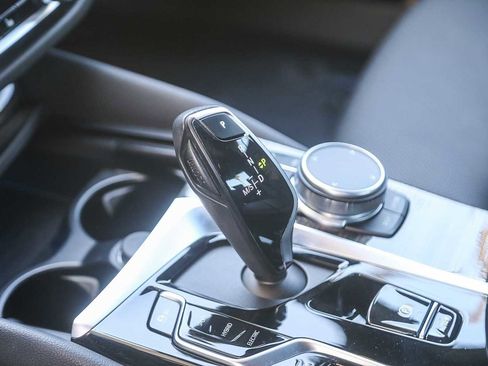 Certified 2023 BMW 530e image 16