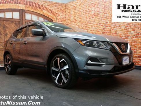 Certified 2022 Nissan Rogue Sport SL image 1