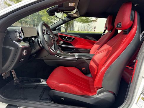 Used 2024 Mercedes-Benz CLE 450 4MATIC Cabriolet image 14