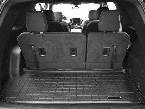 Used 2022 Chevrolet Traverse LT image 27