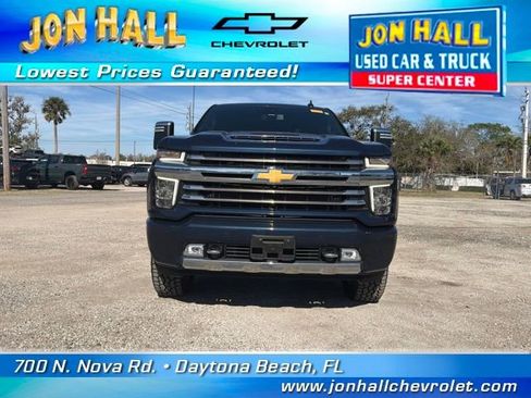 Certified 2022 Chevrolet Silverado 2500 High Country w/ Safety Package II image 18