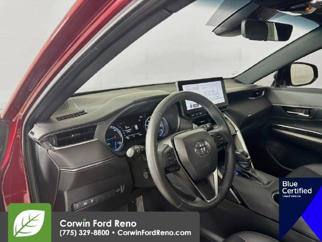 Used 2023 Toyota Venza Nightshade AWD/4WD image 12