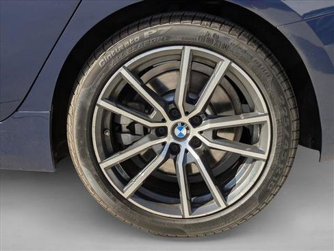 Used 2020 BMW 330i xDrive Sedan w/ Convenience Package image 25