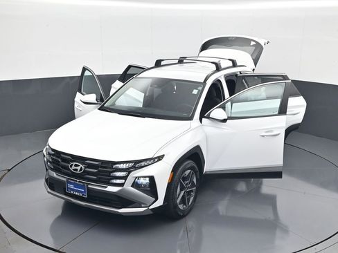 Certified 2025 Hyundai Tucson SEL FWD image 30