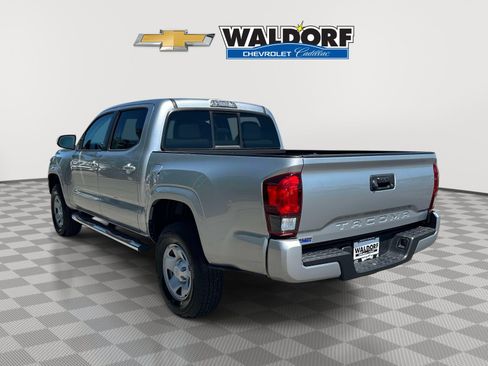 Used 2022 Toyota Tacoma SR w/ SR Convenience Package RWD image 4