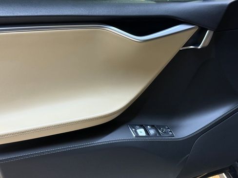 Used 2014 Tesla Model S P85 image 13
