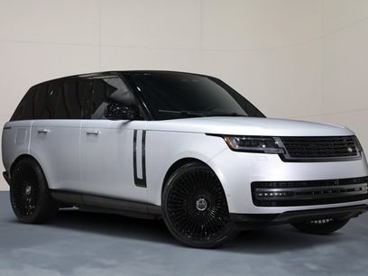 Used 2025 Land Rover Range Rover SE