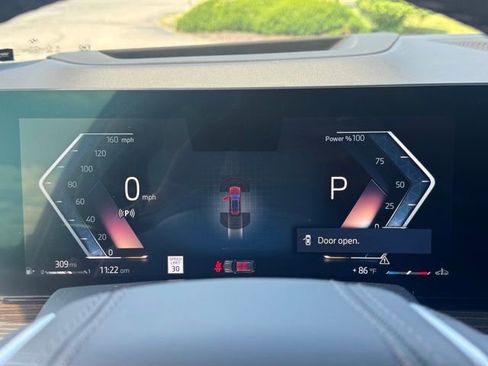 Certified 2024 BMW X7 xDrive40i w/ Climate Comfort Package image 14