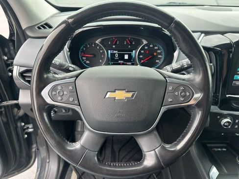 Used 2018 Chevrolet Traverse Premier AWD/4WD image 6