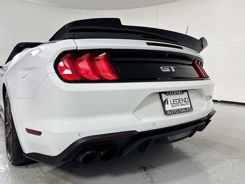 Used 2018 Ford Mustang GT Premium w/ GT Performance Package RWD image 9