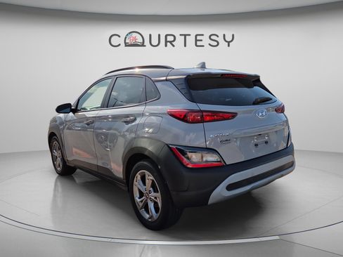 Used 2023 Hyundai Kona SEL FWD image 5
