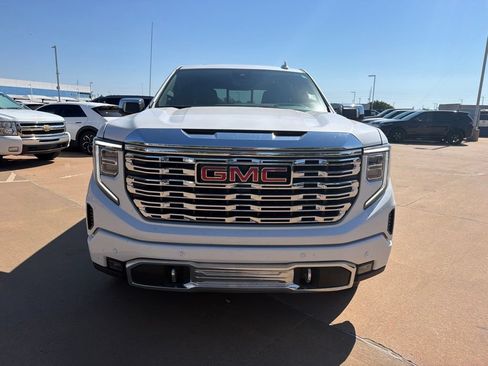 Used 2024 GMC Sierra 1500 Denali AWD/4WD image 6