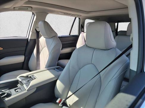 New 2026 Toyota Grand Highlander Limited image 10