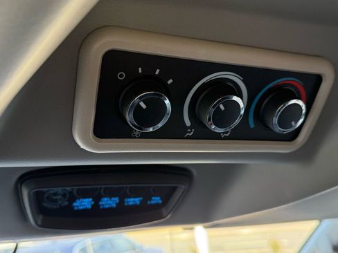 Used 2023 Chevrolet Express 2500 image 50