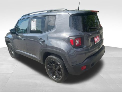 Used 2023 Jeep Renegade Altitude AWD/4WD image 17