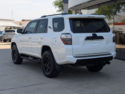 Used 2022 Toyota 4Runner TRD Off-Road image 3