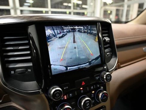 Used 2019 RAM 1500 Laramie image 17