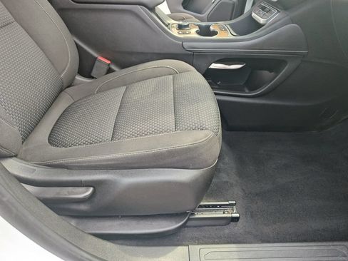 Used 2021 GMC Acadia SLE w/ Driver Convenience Package AWD/4WD image 30