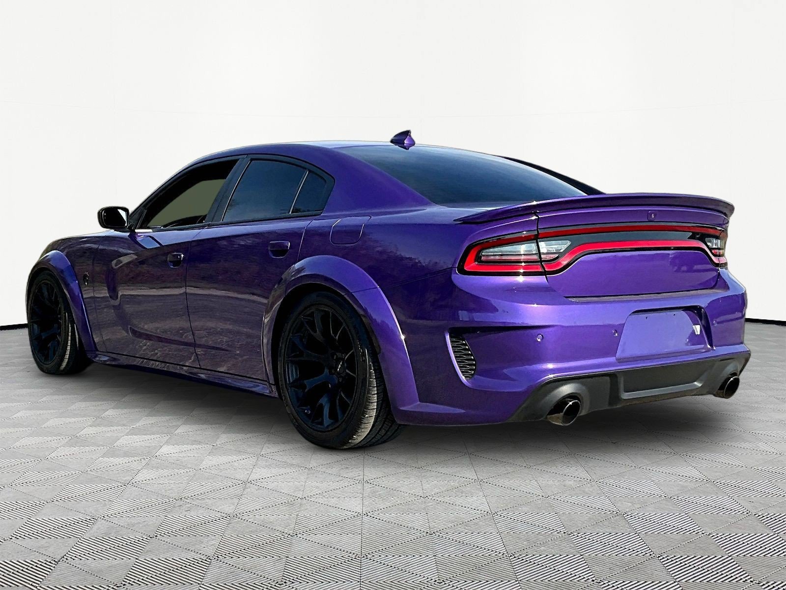 Used 2023 Dodge Charger SRT Hellcat w/ Harman/Kardon Audio Group RWD image 4