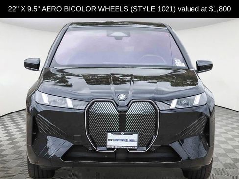 Used 2026 BMW iX xDrive60 w/ Premium Package AWD/4WD image 2