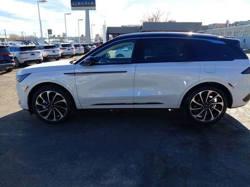 New 2026 Lincoln Nautilus Black Label AWD/4WD image 4