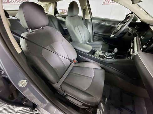 Used 2023 Kia K5 LXS image 29