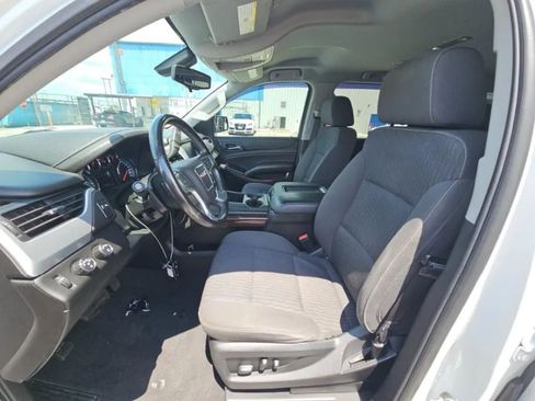Used 2020 GMC Yukon SLE AWD/4WD image 4