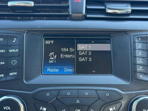 Used 2017 Ford Fusion SE FWD image 34