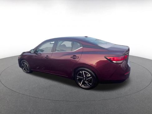 Used 2025 Nissan Sentra SV image 10