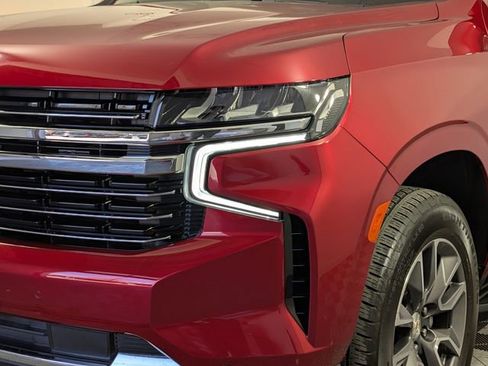 Used 2021 Chevrolet Tahoe LT w/ LT Signature Package image 2