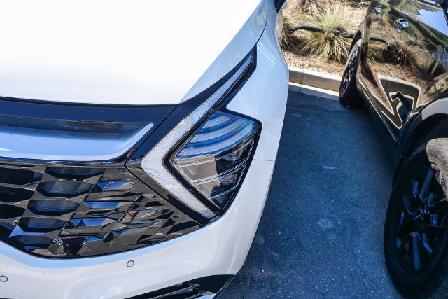 Certified 2025 Kia Sportage SX Prestige AWD/4WD image 6