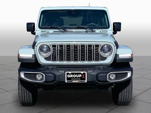 Used 2024 Jeep Wrangler Unlimited Sahara w/ Technology Group AWD/4WD image 4
