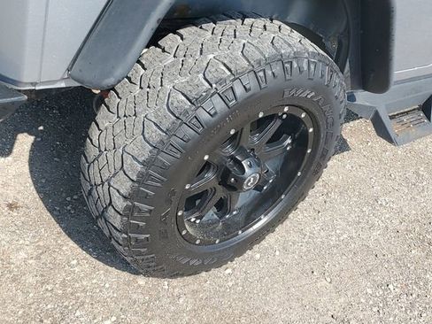 Used 2016 Jeep Wrangler Unlimited Sport w/ Quick Order Package 24S AWD/4WD image 5