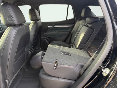 New 2026 GMC Terrain AT4 w/ Convenience Package III image 17