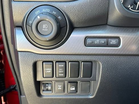 Used 2023 Nissan Titan PRO-4X w/ Pro-4x Convenience Package AWD/4WD image 27