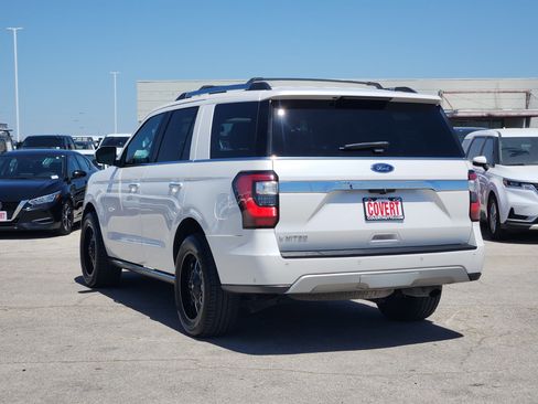 Used 2018 Ford Expedition Limited w/ Equipment Group 302A RWD image 5