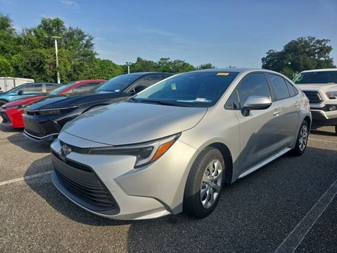Certified 2024 Toyota Corolla LE FWD image 4