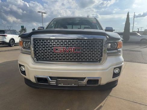 Used 2015 GMC Sierra 1500 Denali w/ Driver Alert Package AWD/4WD image 2