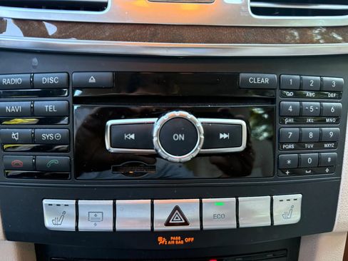Used 2015 Mercedes-Benz E 350 Sedan image 36