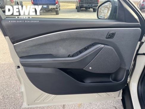 Certified 2025 Ford Mustang Mach-E GT image 10