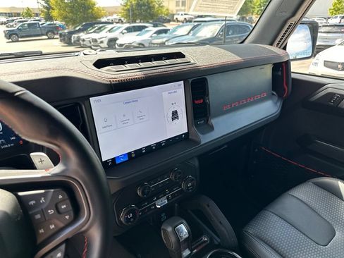 Used 2025 Ford Bronco Raptor AWD/4WD image 25
