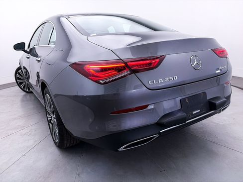 Used 2023 Mercedes-Benz CLA 250 4MATIC w/ Premium Package image 9