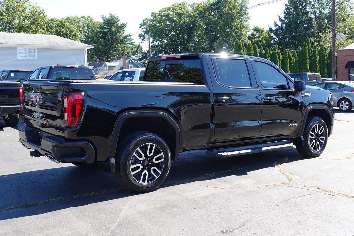 Used 2023 GMC Sierra 1500 AT4 w/ AT4 Preferred Package AWD/4WD image 3