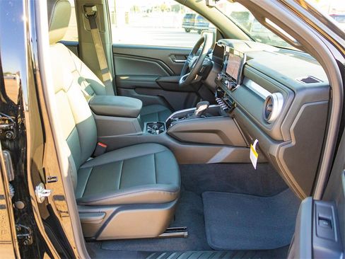 New 2026 Chevrolet Colorado LT w/ LT Convenience Package image 8